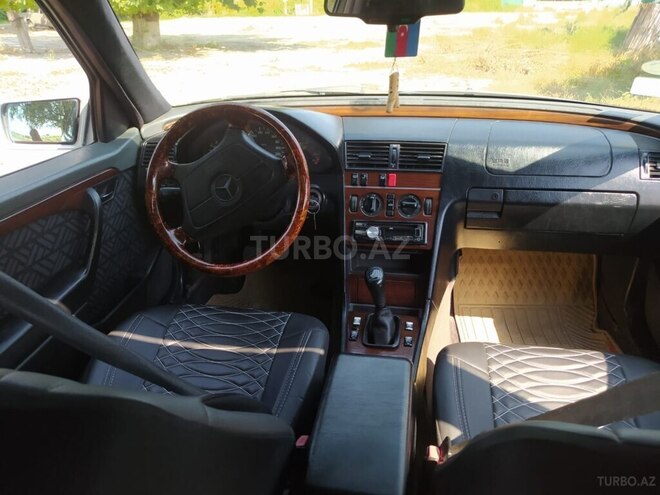 Mercedes C 180 1995, 320,000 km - 1.8 l - Şəmkir