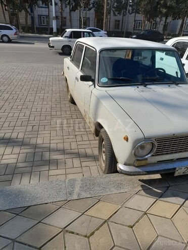 LADA (VAZ) 21011 1986, 467,000 km - 1.5 l - Ucar