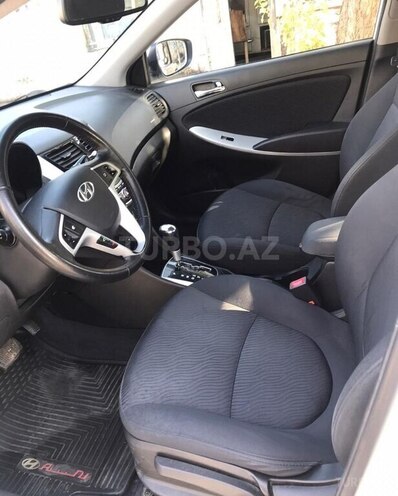 Hyundai Accent 2012, 151,000 km - 1.6 l - Qəbələ
