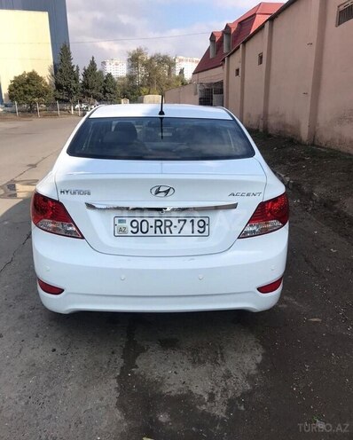 Hyundai Accent 2012, 151,000 km - 1.6 l - Qəbələ