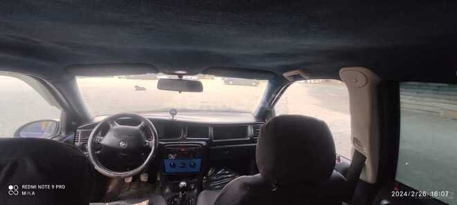 Opel Vectra 1998, 280,000 km - 1.6 l - Bakı
