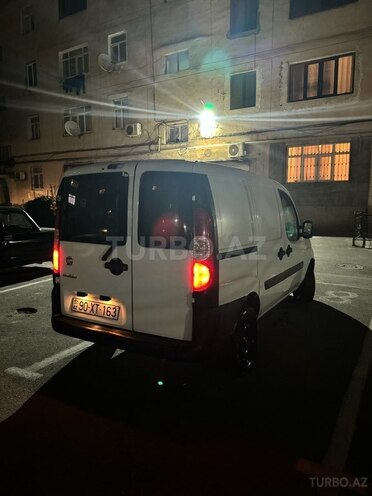 Fiat Doblo 2010, 130,000 km - 1.4 l - Bakı