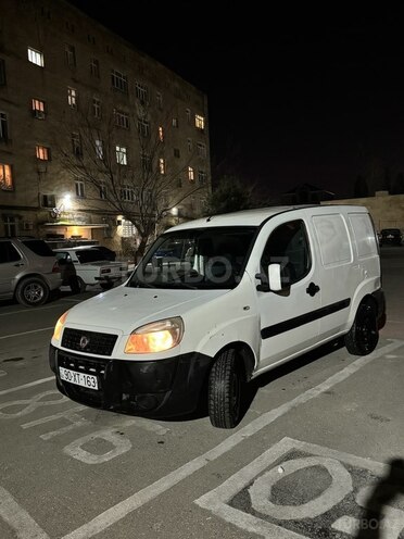 Fiat Doblo 2010, 130,000 km - 1.4 l - Bakı