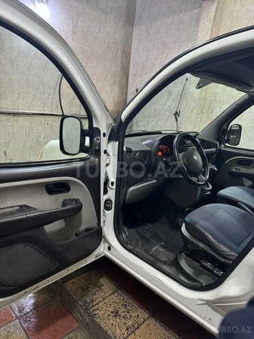 Fiat Doblo 2010, 130,000 km - 1.4 l - Bakı