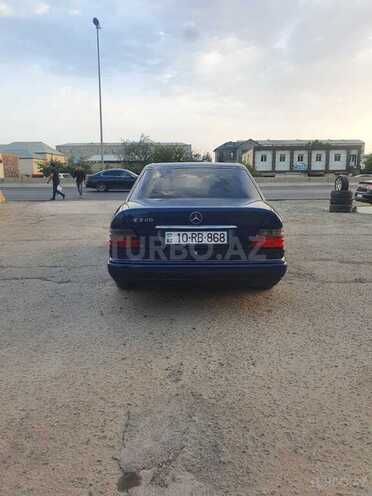 Mercedes E 220 1995, 280,077 km - 2.2 l - Sumqayıt