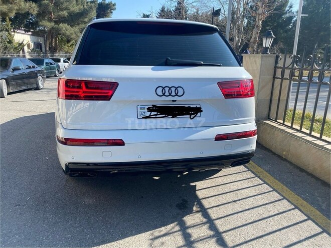 Audi Q7 2018, 140,000 km - 2.0 l - Bakı