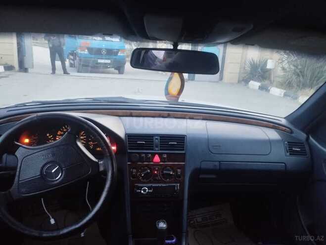 Mercedes C 220 1999, 324,345 km - 2.2 л - Bakı
