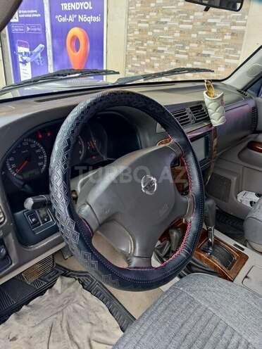 Nissan Patrol 2004, 460,000 km - 3.0 l - Bakı