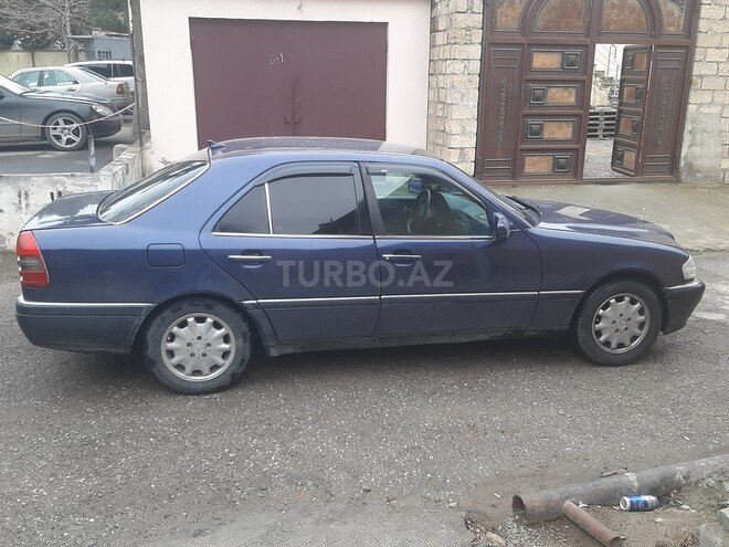 Mercedes C 220 1995, 467,200 km - 2.2 l - Bakı