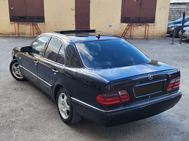 Mercedes E 240 1998, 385,000 km - 2.4 l - Bakı