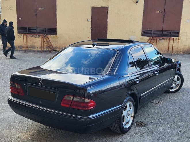 Mercedes E 240 1998, 385,000 km - 2.4 l - Bakı