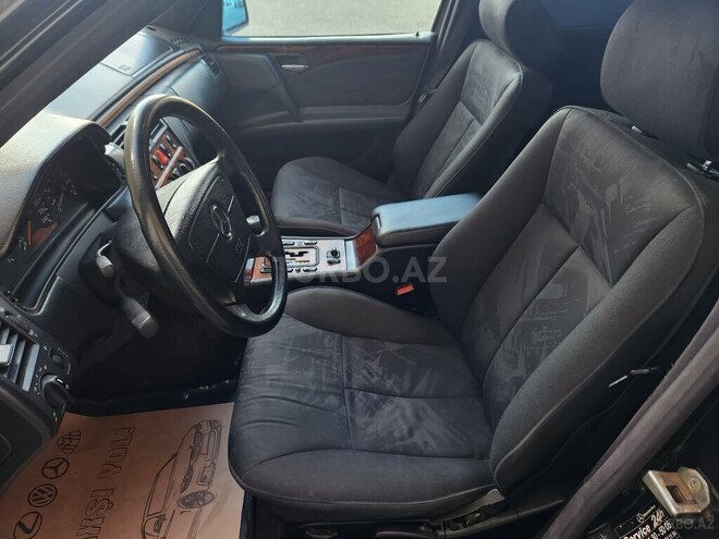Mercedes E 240 1998, 385,000 km - 2.4 l - Bakı