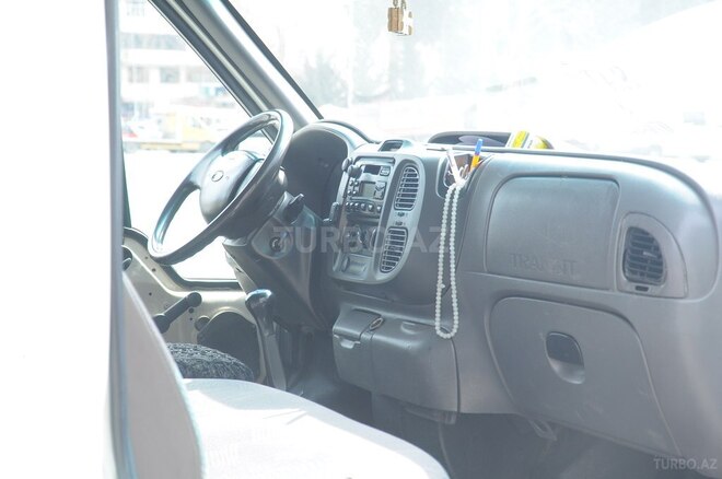 Ford Transit 2005, 346,000 km - 2.4 l - Mingəçevir