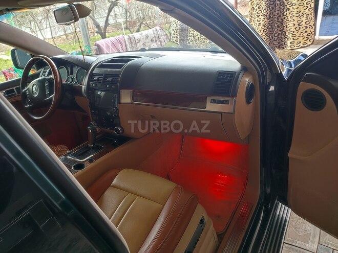 Volkswagen Touareg 2004, 248,300 km - 3.2 l - Cəlilabad