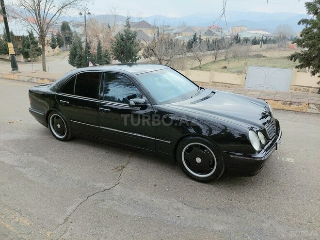 Mercedes E 240 2000, 350,000 km - 2.4 l - Gəncə