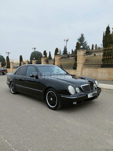 Mercedes E 240 2000, 350,000 km - 2.4 l - Gəncə