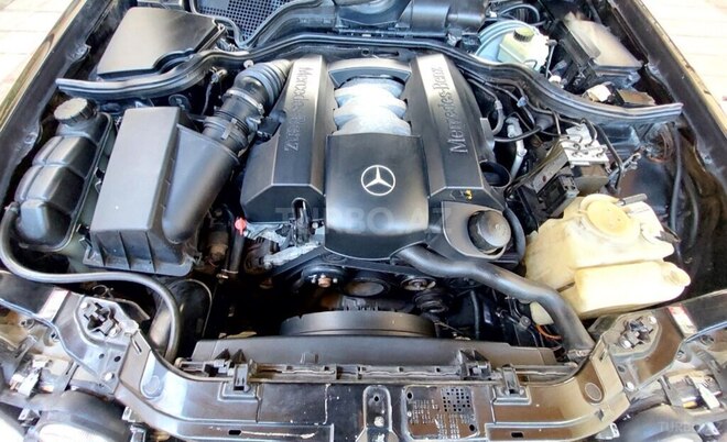 Mercedes E 240 2000, 350,000 km - 2.4 l - Gəncə