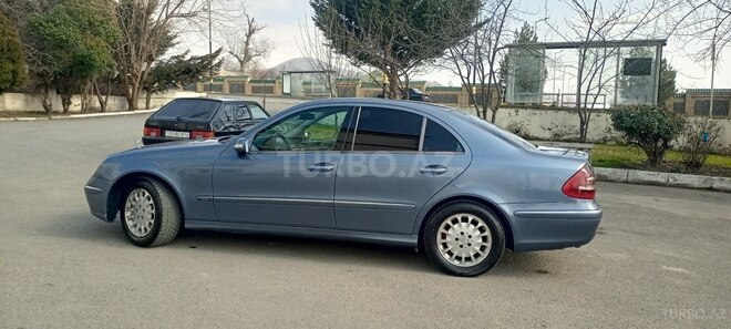 Mercedes E 220 2003, 393,927 km - 2.2 l - Qəbələ
