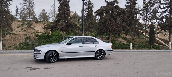 BMW 525 2001, 250,258 km - 2.5 l - Bakı