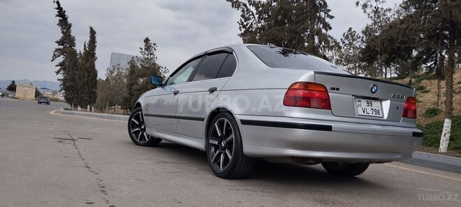 BMW 525 2001, 250,258 km - 2.5 l - Bakı
