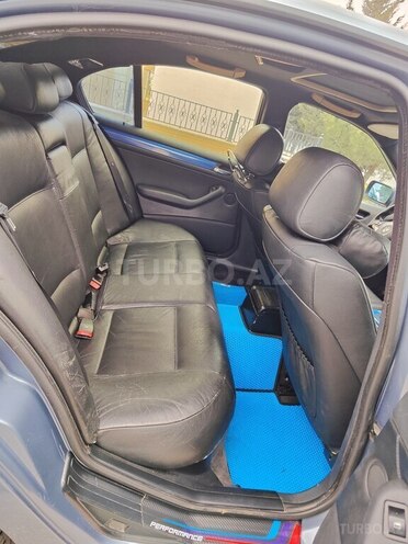 BMW 325 2004, 190,000 km - 2.5 l - Bakı