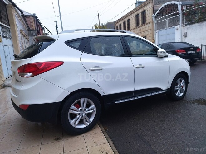 Hyundai ix35 2012, 126,900 km - 2.0 л - Bakı