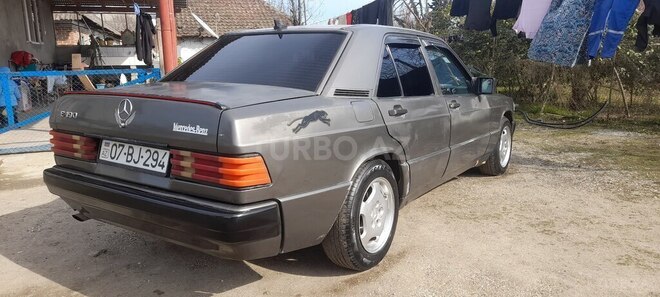 Mercedes 190 1990, 4,171,500 km - 2.3 l - Astara