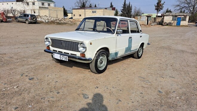 LADA (VAZ) 21011 1985, 69,000 km - 1.3 л - Qazax