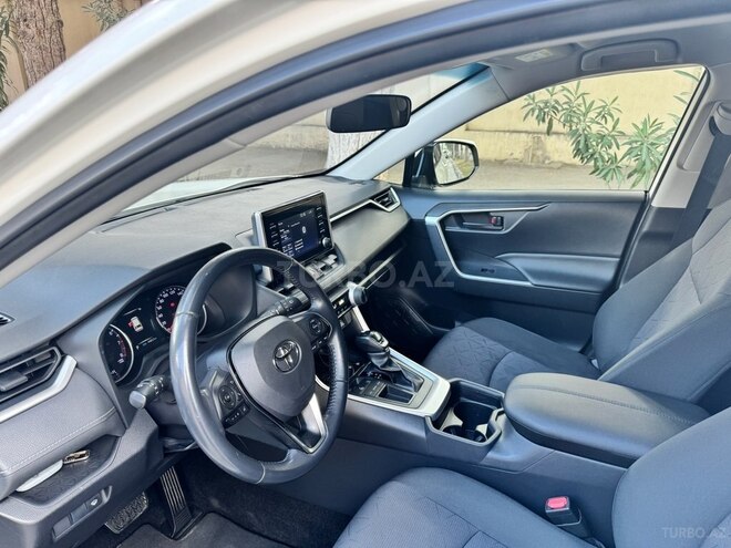 Toyota RAV4 2019, 42,000 km - 2.0 l - Bakı