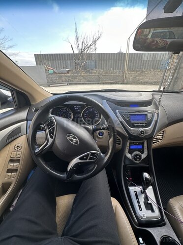 Hyundai Elantra 2011, 187,700 km - 1.8 l - Bakı