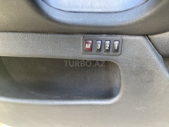 BMW 525 2002, 276,566 km - 2.5 л - Bakı