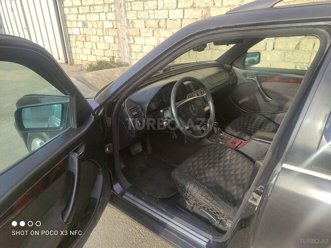 Mercedes C 250 1997, 300,000 km - 2.5 л - Sumqayıt