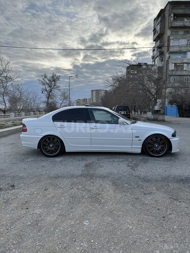 BMW 323 1999, 319,000 km - 2.5 l - Bakı