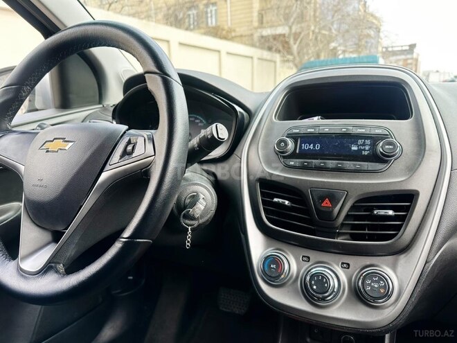 Chevrolet Spark 2016, 66,500 km - 1.2 л - Bakı
