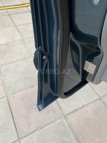 Mercedes E 240 2000, 187,451 km - 2.6 l - Bakı