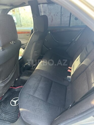 Mercedes C 240 2000, 213,000 km - 2.4 л - Bakı