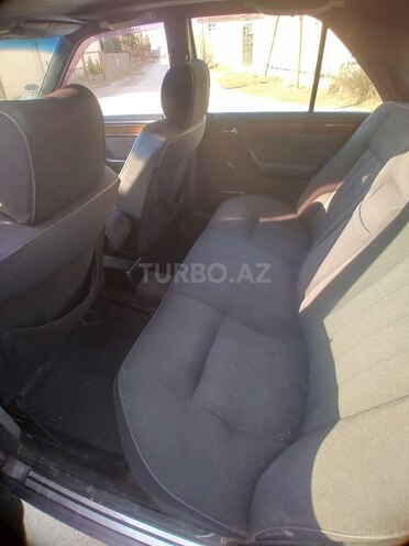 Mercedes E 200 1991, 285,733 km - 2.0 l - Bakı