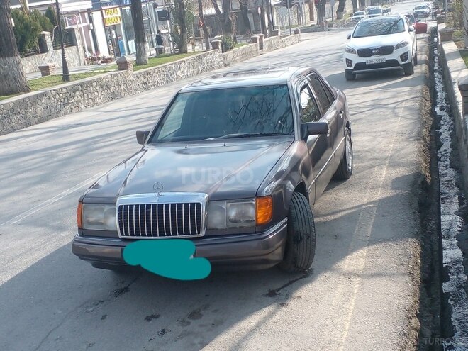 Mercedes E 200 1991, 345,000 km - 2.0 l - Bakı