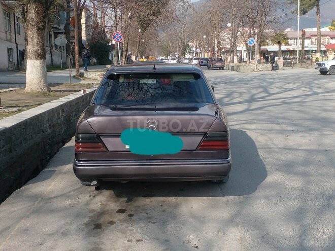 Mercedes E 200 1991, 345,000 km - 2.0 l - Bakı