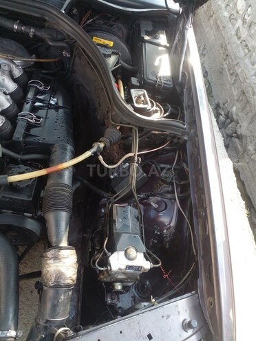Mercedes E 200 1991, 345,000 km - 2.0 l - Bakı