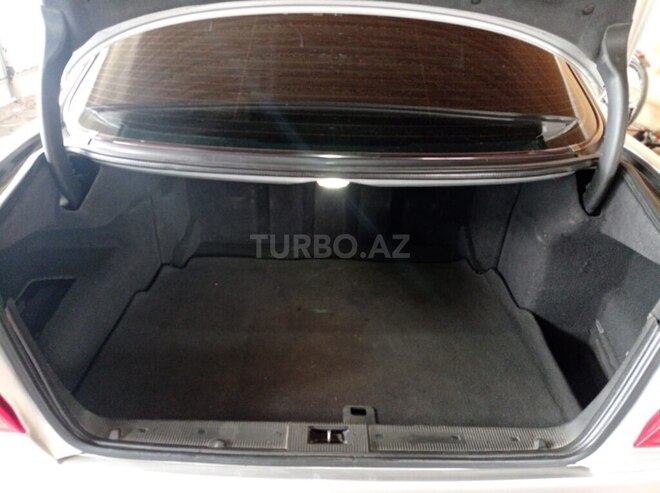 Mercedes E 240 2000, 195,343 km - 2.6 l - Zaqatala