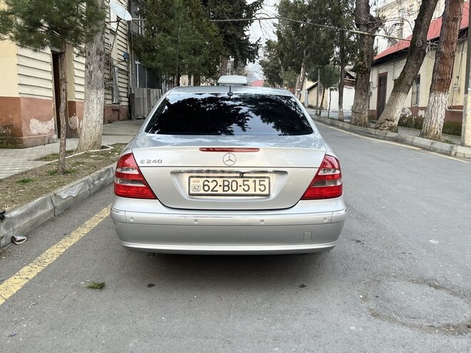 Mercedes E 240 2002, 257,000 km - 2.6 л - Zaqatala