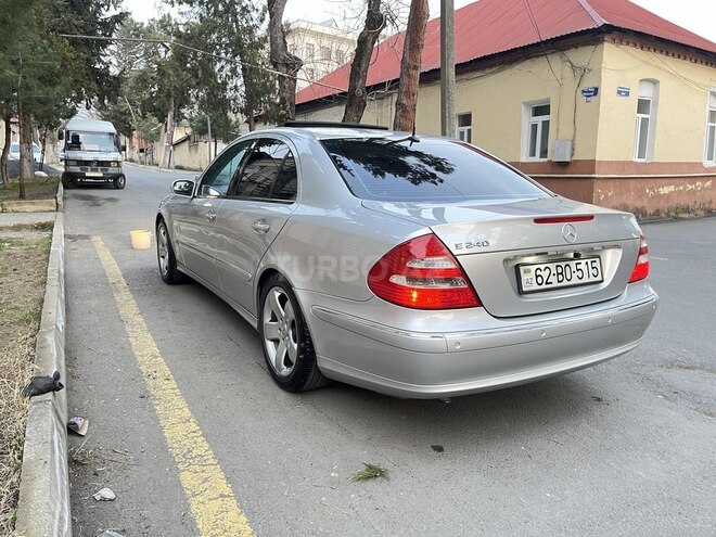 Mercedes E 240 2002, 257,000 km - 2.6 л - Zaqatala