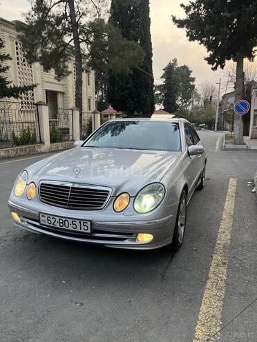 Mercedes E 240 2002, 257,000 km - 2.6 л - Zaqatala