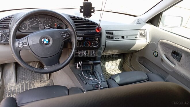 BMW 318 1993, 401,000 km - 1.8 l - Masallı