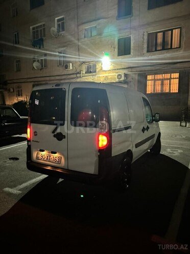Fiat Doblo 2010, 130,000 km - 1.4 l - Bakı