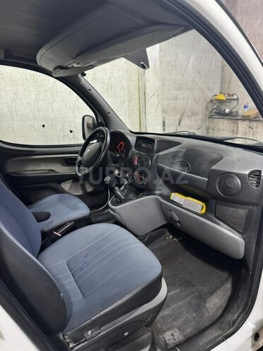 Fiat Doblo 2010, 130,000 km - 1.4 l - Bakı