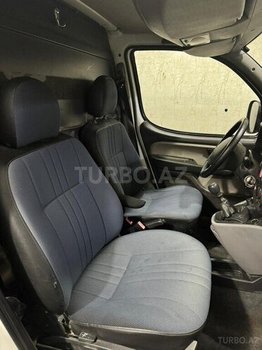 Fiat Doblo 2010, 130,000 km - 1.4 l - Bakı