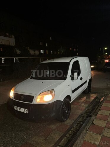 Fiat Doblo 2010, 130,000 km - 1.4 l - Bakı