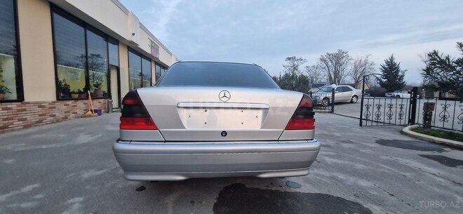 Mercedes C 180 1998, 211,000 km - 1.8 l - Göyçay
